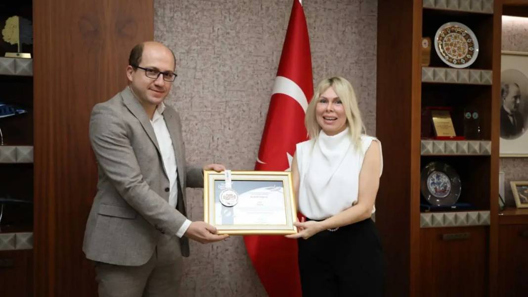 Akdeniz Üniversitesi ISIF’25’te Madalyalarla Parladı! 4